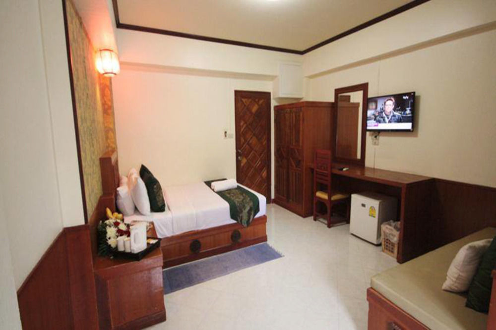 Thana Guesthouse Chiang Mai Zewnętrze zdjęcie
