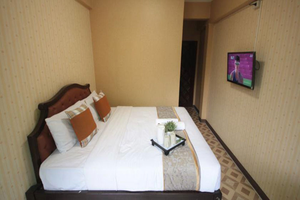 Thana Guesthouse Chiang Mai Zewnętrze zdjęcie