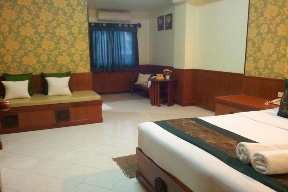 Thana Guesthouse Chiang Mai Zewnętrze zdjęcie