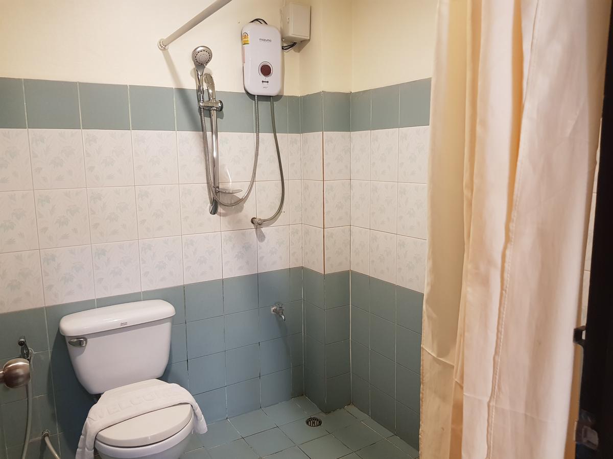 Thana Guesthouse Chiang Mai Zewnętrze zdjęcie
