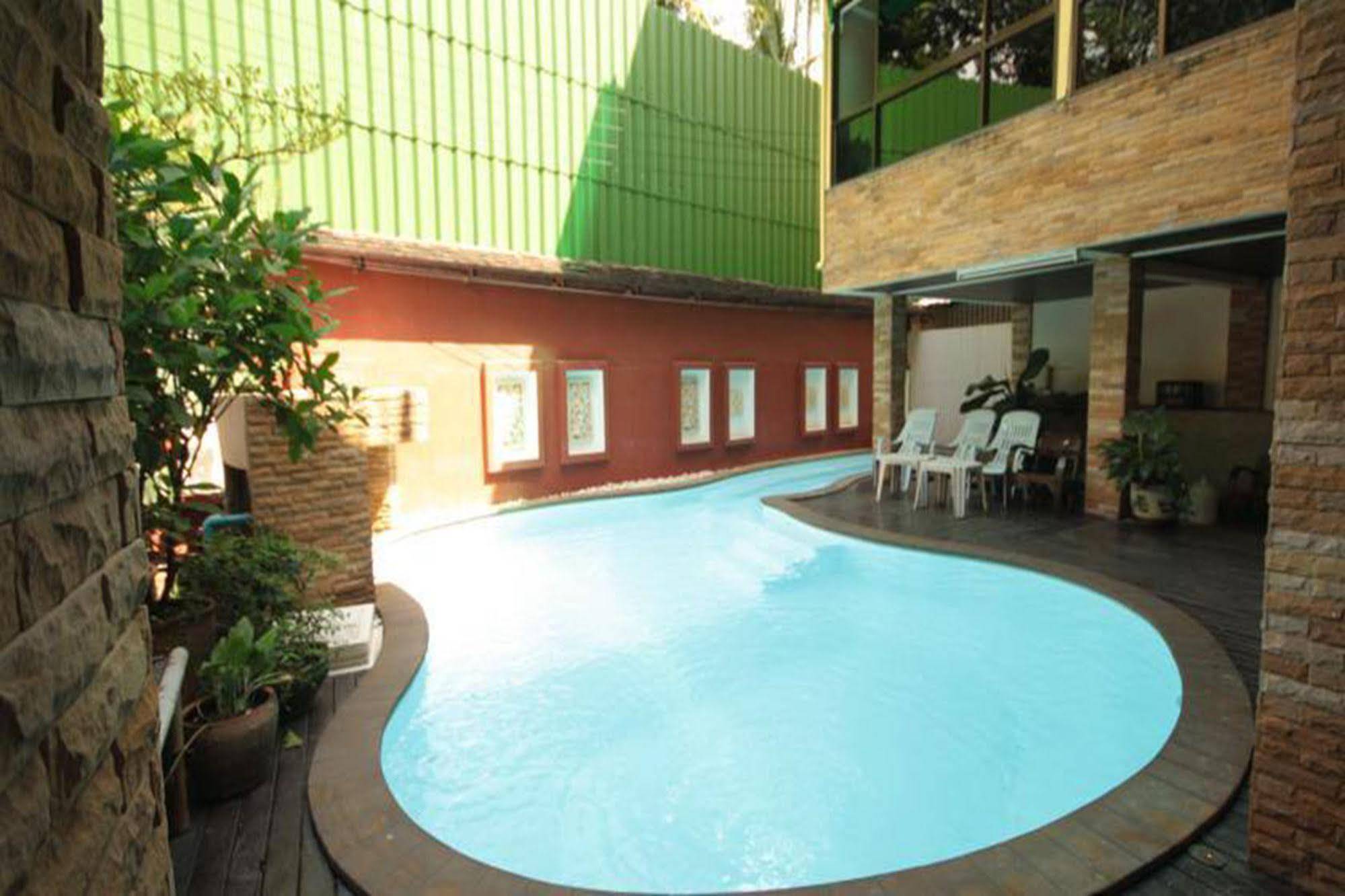 Thana Guesthouse Chiang Mai Zewnętrze zdjęcie